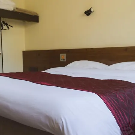 Le Soli Hotel Saint-Julien-en-Genevois